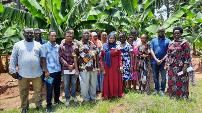 Tuitors and Students from MATI - Mtwara visited TARI Naliendele