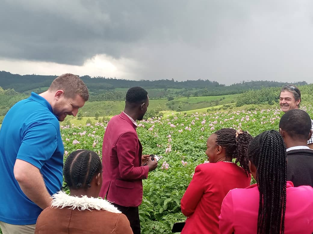 The visitors from North Carolina State, USA and the other from Kenya (IITA), Visits TARI KIFYULILO  the purpose is to observe which part of research activities we can collaborate mainly on Nematodes area.